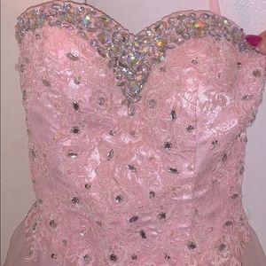 Beautiful baby pink ballerina- style dress!